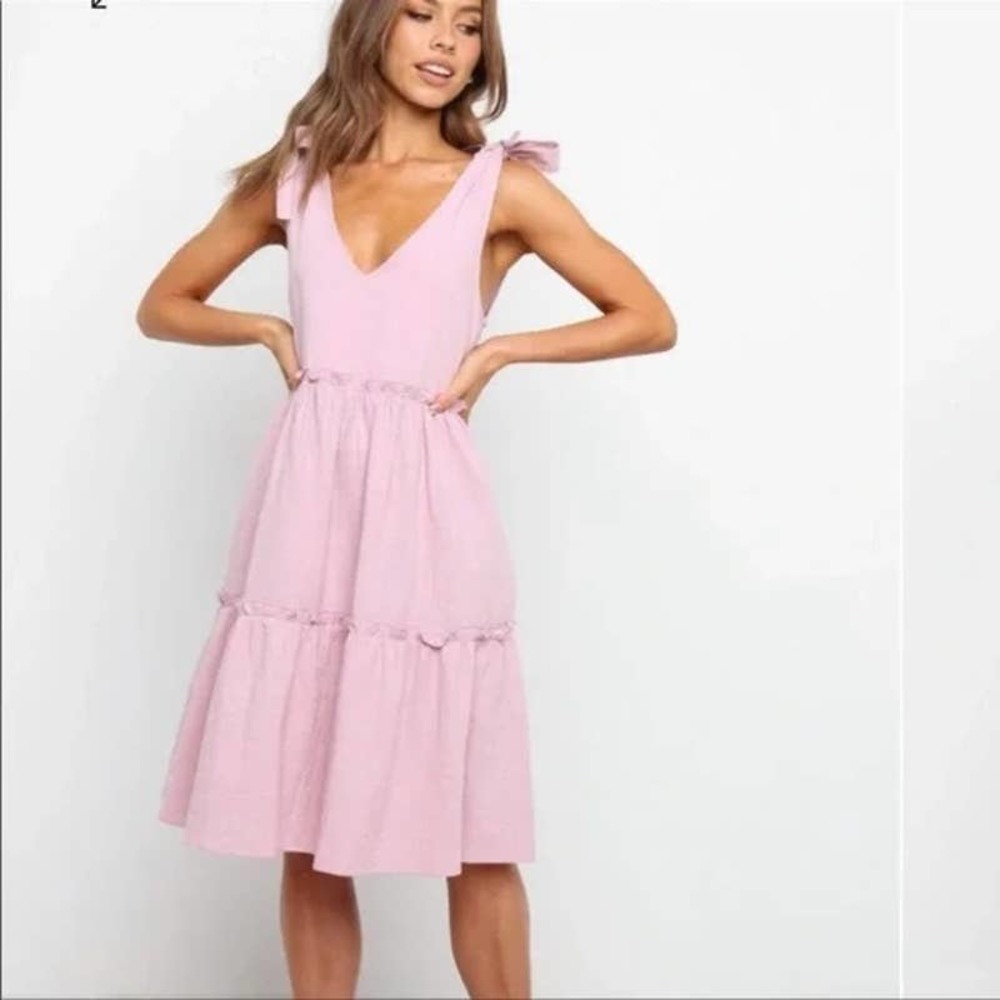 Petal & Pup Nikhil Tiered Tie-Strap Dress- Lilac           Size: 4